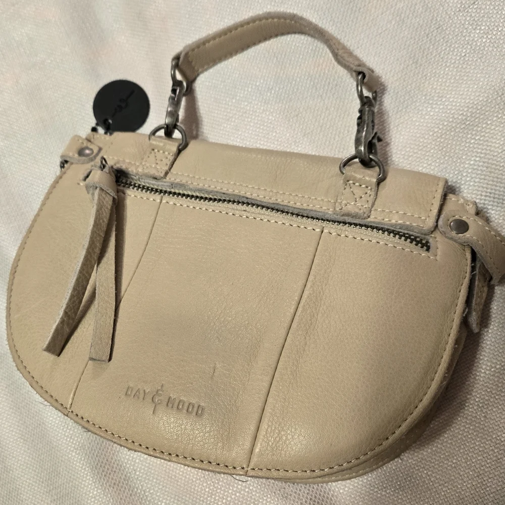DAY & MOOD Leather & Suede Leaf Bag - Picture 2 of 8